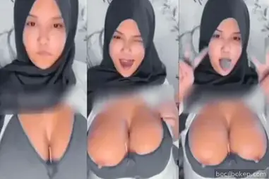 Model Majalah Pria Dewasa Buka Bukaan Live